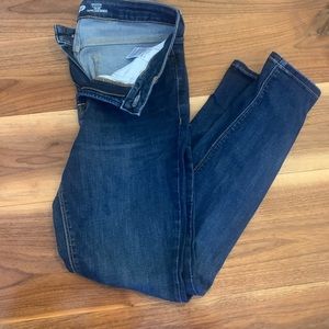 Old Navy Rockstar Super Skinny High Rise
